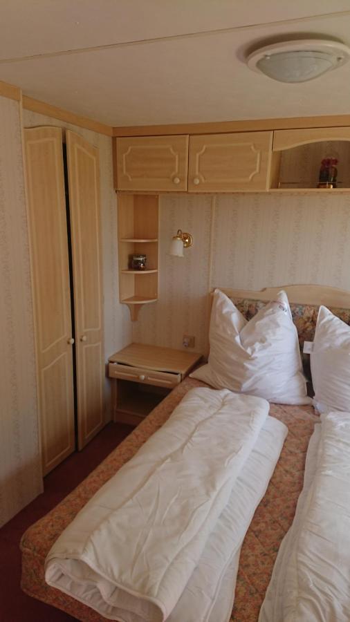 Mobilheim Monika Apartment Hohenferchesar Bagian luar foto